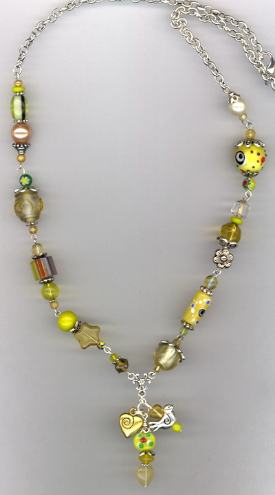 Whimsy Girl Yellow ~ Chunky Beaded Necklace