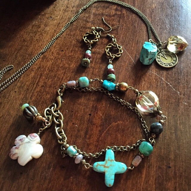 Necklace bracelet earring wanderer jewelry set