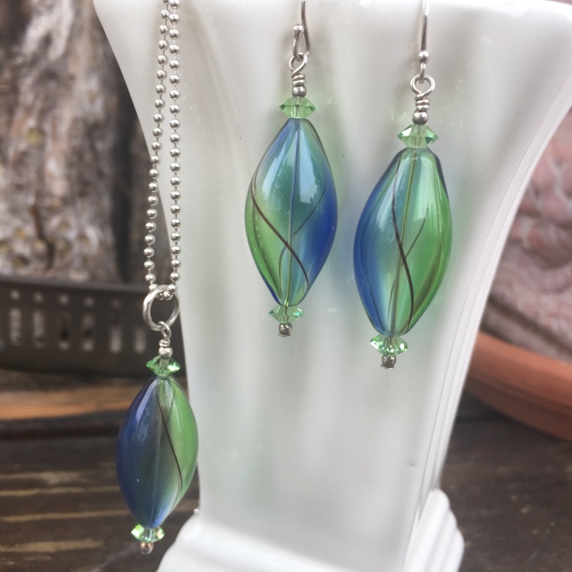 Bluebonnet gandblown art glass crystal jewelry set