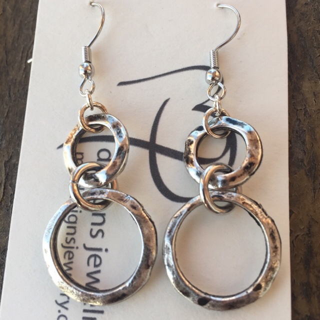 Everyday Double Hoop Hammered Pewter Silver Earrings 