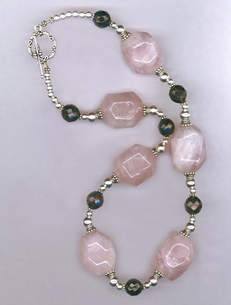 roses roses delight necklace