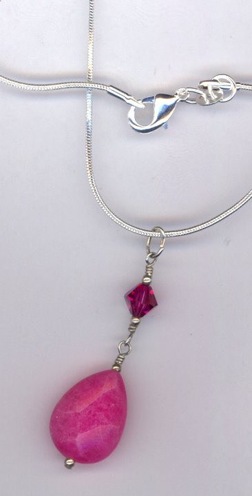 fuchsia fade pendant necklace