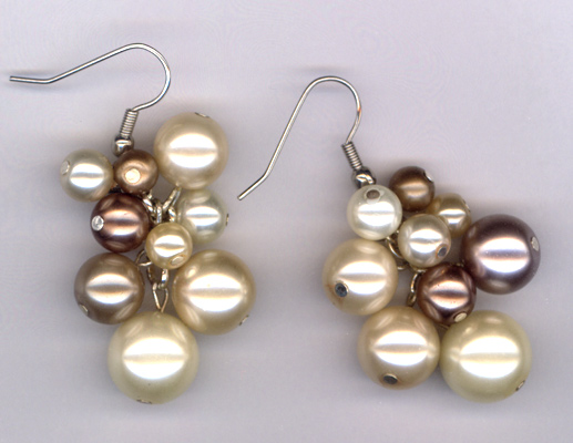 Creamy Pearl Cluster Earrings