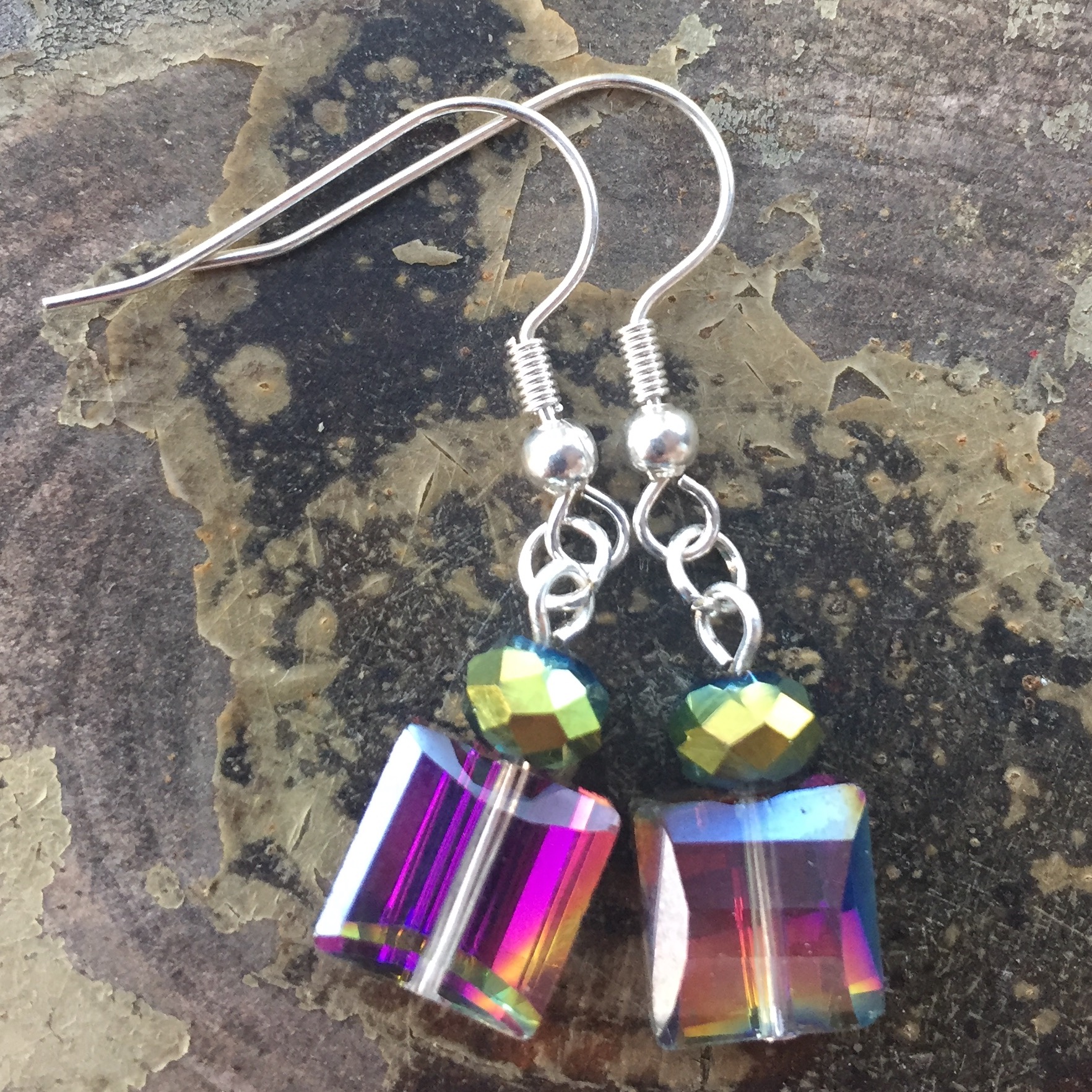 Emerald raindbow crystal silver earrings 